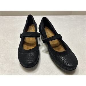 NAOT Shoes Women’s Size 38 US 7 Black Leather Heels Mary Jane Leather Closed Toe
